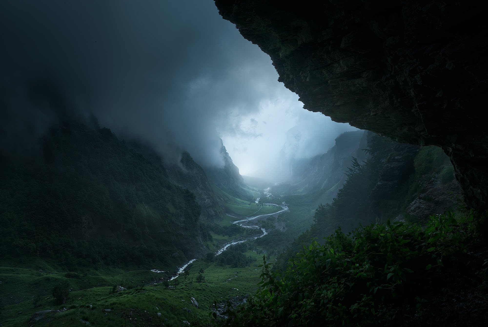 Dark-Processing-and-Mastering-the-Mood-1-copy
